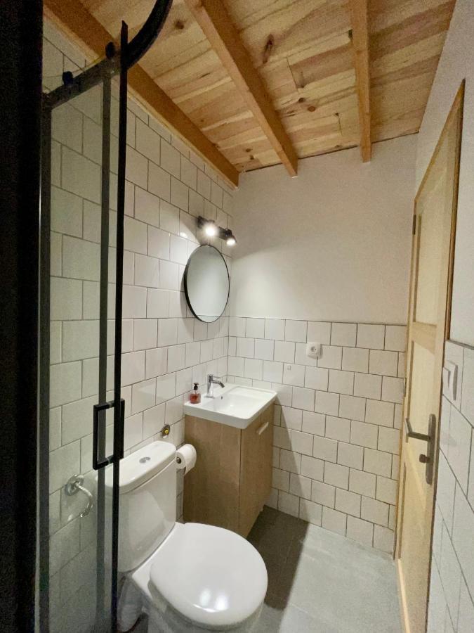 Annexe Des Pins - Studio Gite Avec Piscine & Climatisation Villeneuve-lès-Béziers Exterior foto